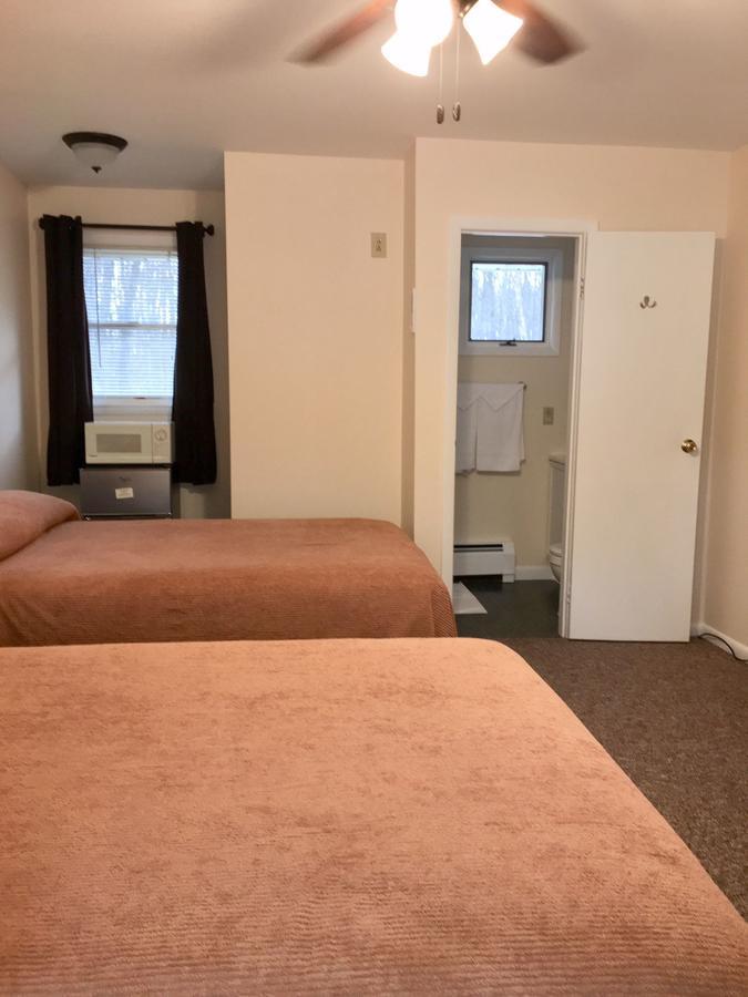Mcgregor Inn Motel Wilton Zewnętrze zdjęcie
